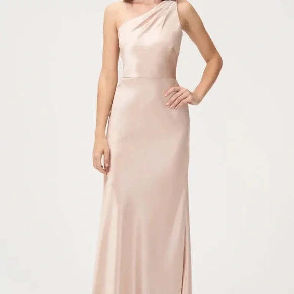 pink and blue bridesmaid dresses Pink and Light Blue Wedding Color Palette  robesbysilkandmore